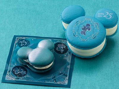 ミッキーマカロン（ホワイトチョコ）、スーベニアケース付き
