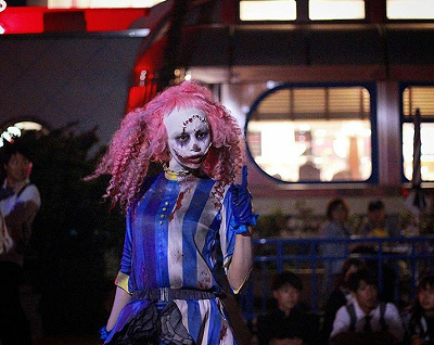 キュートな女の子ゾンビもパークに登場/USJ(2018年)