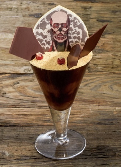 超大型巨人になったアルミンのデザート