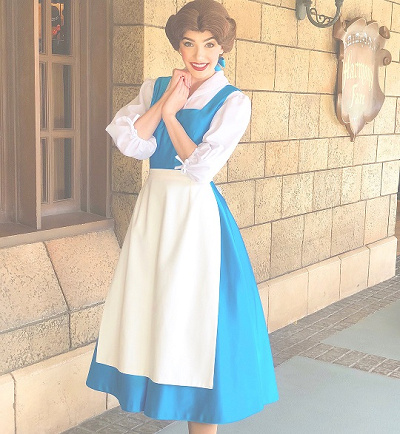 美女と野獣』のディズニープリンセス「ベル」とは？会える場所＆グッズ