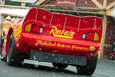 「ピストン・カップ」に出場するキャラクター