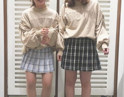 チェックスカート