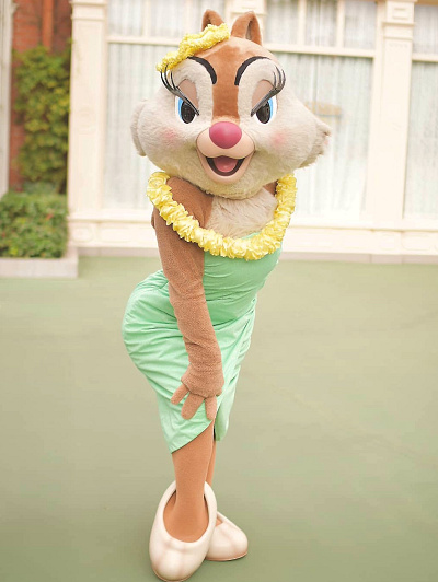 ディズニー】チップとデールの憧れの歌姫クラリス！ショーパレード