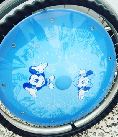 レンタルできる車イスのかわいいタイヤ部分