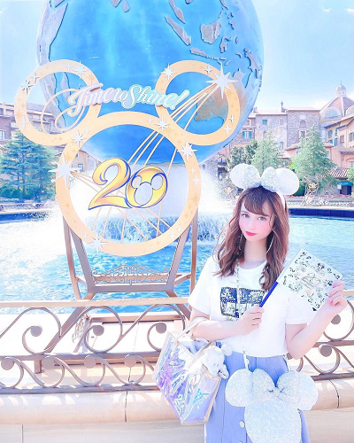 ディズニーシー20周年記念フラッグと地球儀！