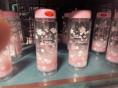 Disney - 桜　2点 2/2発売】ディズニー桜グッズ2023を全種類紹介！桜型の