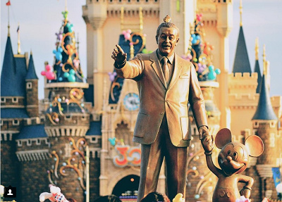 ウォルトが作ったディズニーワールドを肌で感じよう！