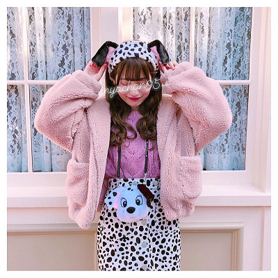 極寒】12月のディズニーの服装まとめ！おすすめのアイテムは？コーデ例や持ち物も！