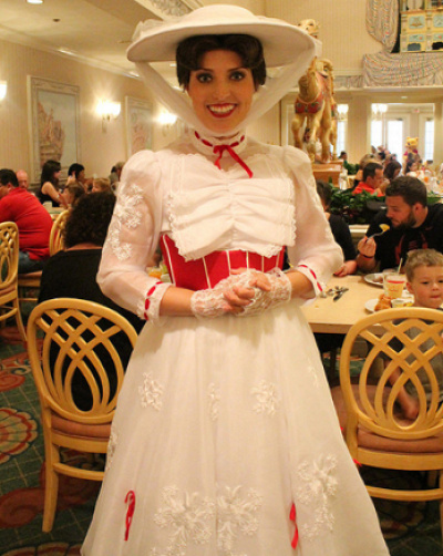 グランドフロリディアンリゾートのオフィシャルキャラクター「メリーポピンズ」