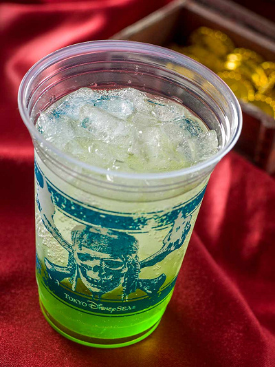 グリーンアップルフレーバーハイボール