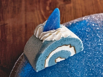 JAWSがくるぞ！ クリームソーダ・ロールケーキ