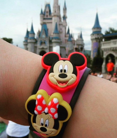 日本未上陸！ディズニー「マジックバンド」デザインや色がたくさん