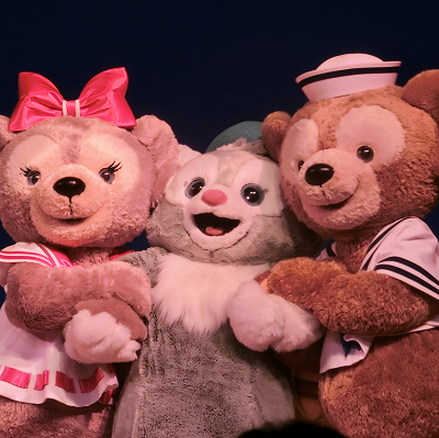 必見】ダッフィーの彼女「シェリーメイ」徹底解説！グッズ＆ディズニー