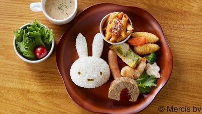 ナインチェ・カフェ