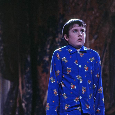 金縛りの呪文をかけられるネビル