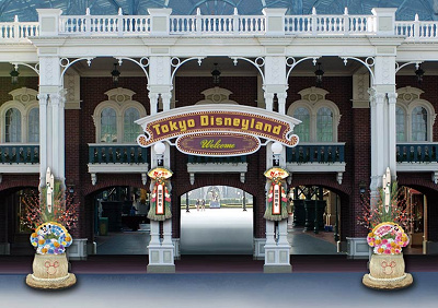 ディズニーランドのお正月デコレーション