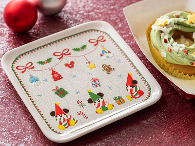 プラリネ&ピスタチオケーキ(ディズニークリスマス2023)