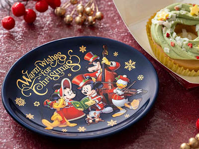 プラリネ&ピスタチオケーキ(ディズニークリスマス2023)
