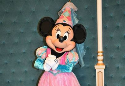 ドナルドの顔は変化してる？画像で比較！上海ディズニーのミッキーや