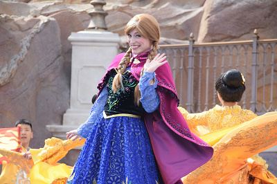 上海ディズニーランド ゴールデン・フェアリーテイル・ファンファーレ