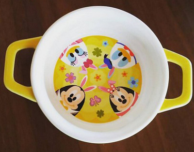 イースター柄のスーベニアキャセロール