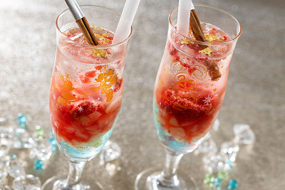 スペシャルドリンク、スーベニアグラス付き