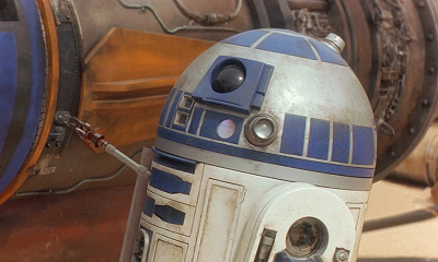 スター・ウォーズ R2-D2 トーキング ぜんまいトコトコ | ROBOTROBOT