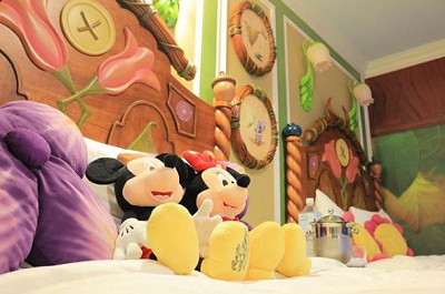 宿泊して思う存分ディズニー気分に♪