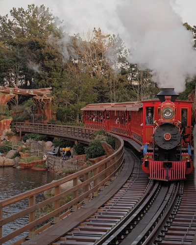 ウエスタンリバー鉄道の楽しみ方】車窓や列車のデザインまとめ