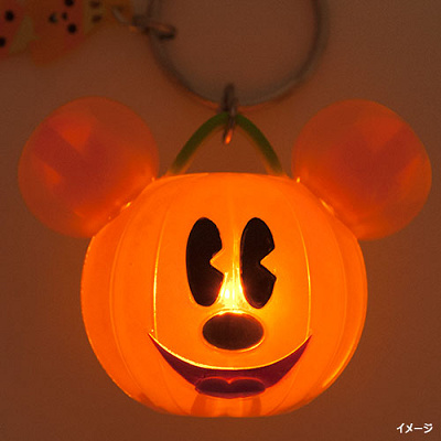 キーチェーンは光るようになっているよ!