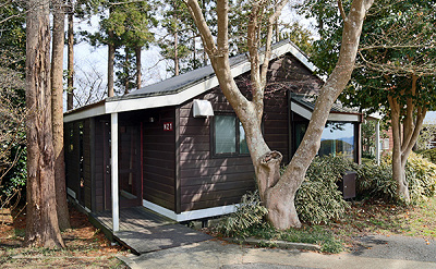 少人数～15名まで宿泊できるコテージが７棟あります