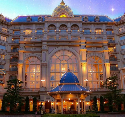 あこがれのディズニーランドホテルに泊まれるチャンスも！