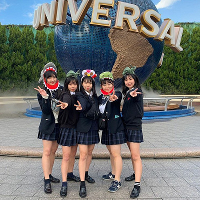 スヌーピー　編みぐるみ　USJ 制服 ユニバ】衣装可愛すぎやろ❣️SNOOPYイースターショー2024最前列