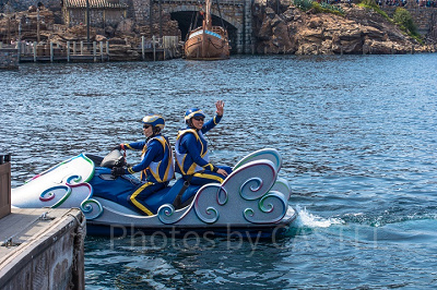 水上バイク 設定：50㎜ SS1/250 F6.3 ISO100