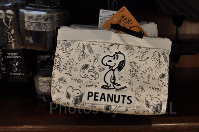 スヌーピー「VINTAGE PEANUTS」モノトーン／ポーチ