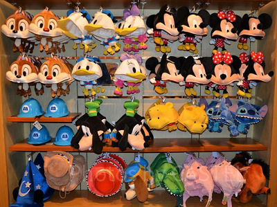 ファッションアイテム別ディズニーコーデ③ファンキャップ