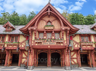 ファンタジーランド・フォレストシアター