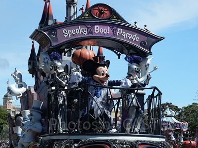 スプーキー“Boo！“パレードのミッキー