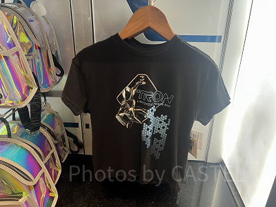 上海ディズニートロングッズ：トロンデザイン黒Tシャツ（子供）