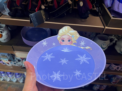 香港ディズニーアナ雪グッズ：エルサのプラスチック平皿