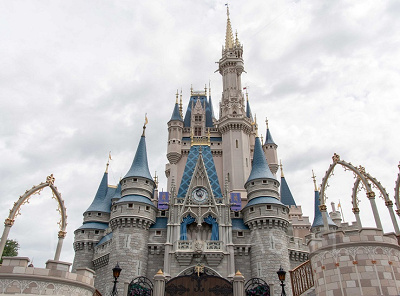 2枚目（マジックキングダムにて撮影・フロリダ）