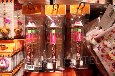 スイーツみたいな色づかいがかわいい6色ボールペン