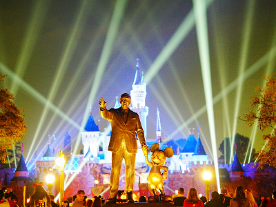 カリフォルニアアナハイムディズニー：パートナーズ像