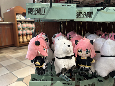 2025】USJ×スパイファミリーグッズ全33種類一覧！アーニャ&ボンドの