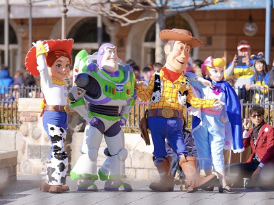 「君はともだち」はさまざまなバージョンがある？