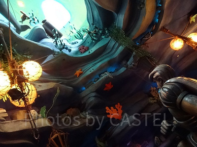 人間の世界に憧れる人魚姫のアリエル。