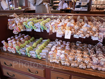 アーント・ペグズ・ヴィレッジストア　バッジ