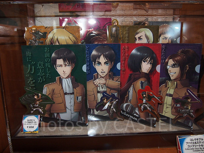 進撃の巨人コレクタブルファイル＆ステッカー