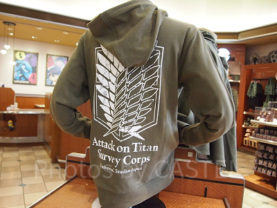 2020】USJ進撃の巨人グッズ75選！マント、立体機動装置、ジャケット