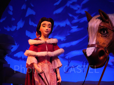 徹底解説】美女と野獣のアトラクションの仕組み！カップ型ライドや野獣